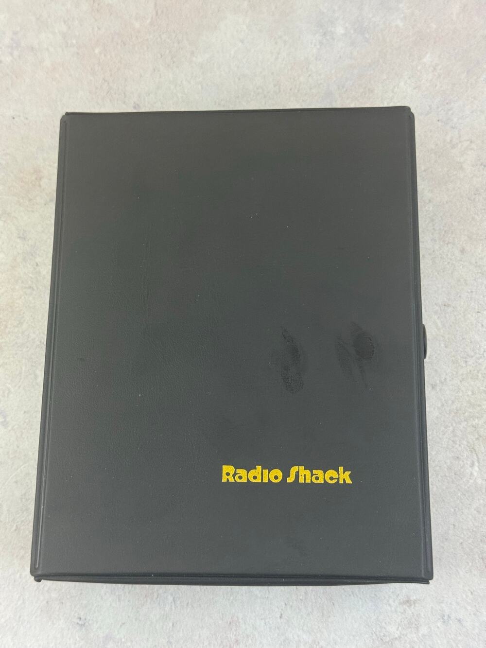 Radio Shack Manual/Auto Range Dual Display Digital Multimeter 22-168A New Open c